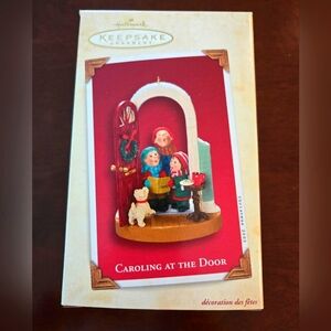 Hallmark Keepsake Ornament - Caroling at the Door